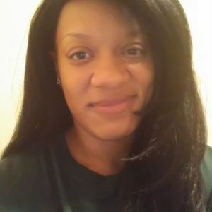 Meet your Posher, Leona